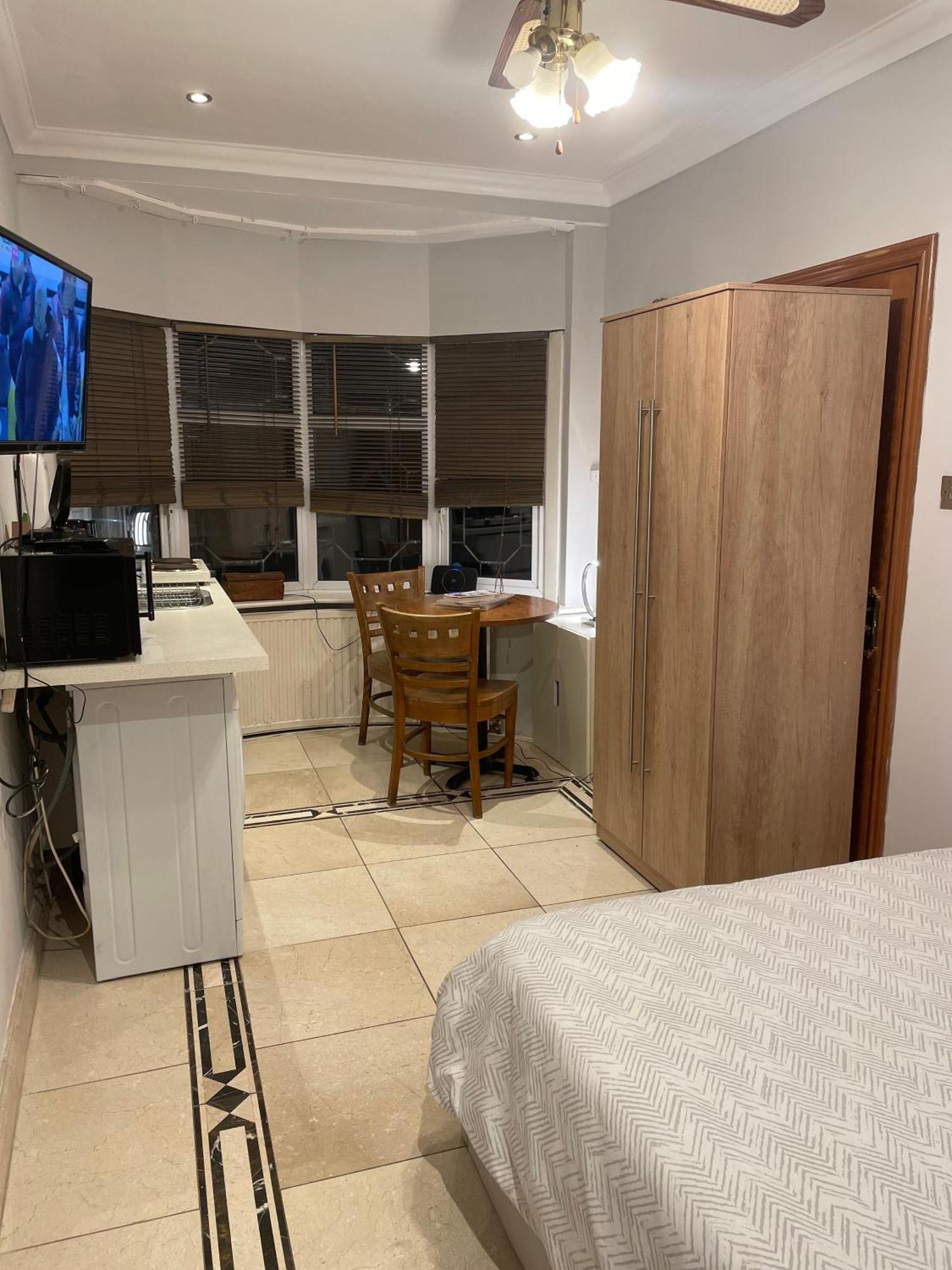 North London Studio Apartment المظهر الخارجي الصورة