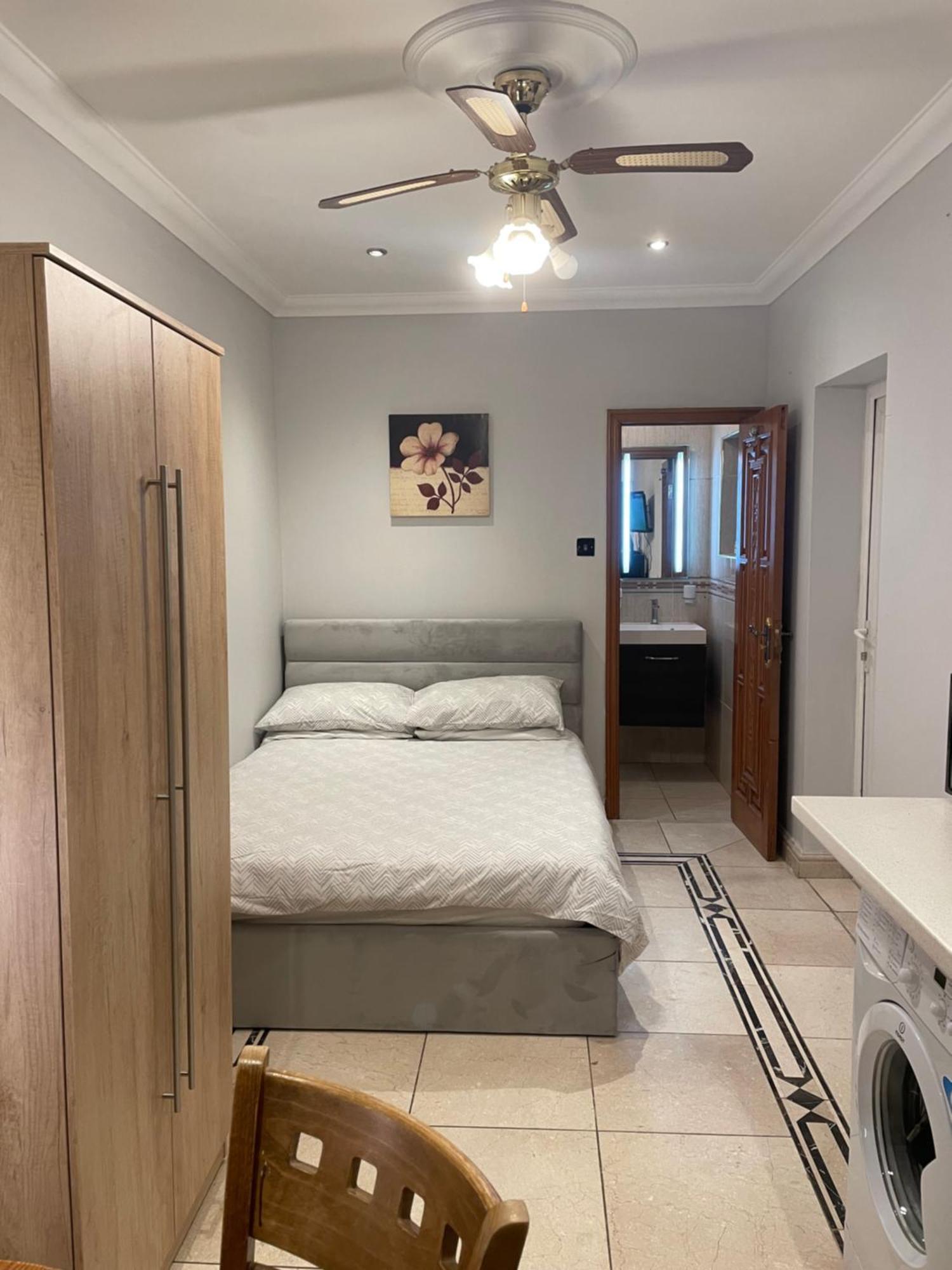 North London Studio Apartment المظهر الخارجي الصورة