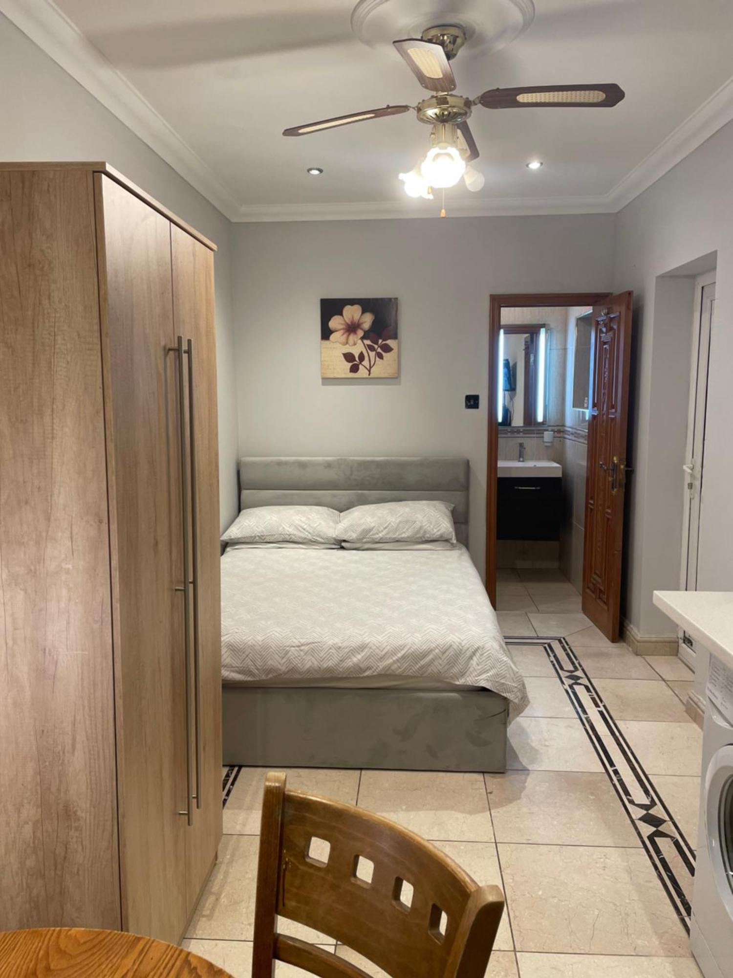 North London Studio Apartment المظهر الخارجي الصورة